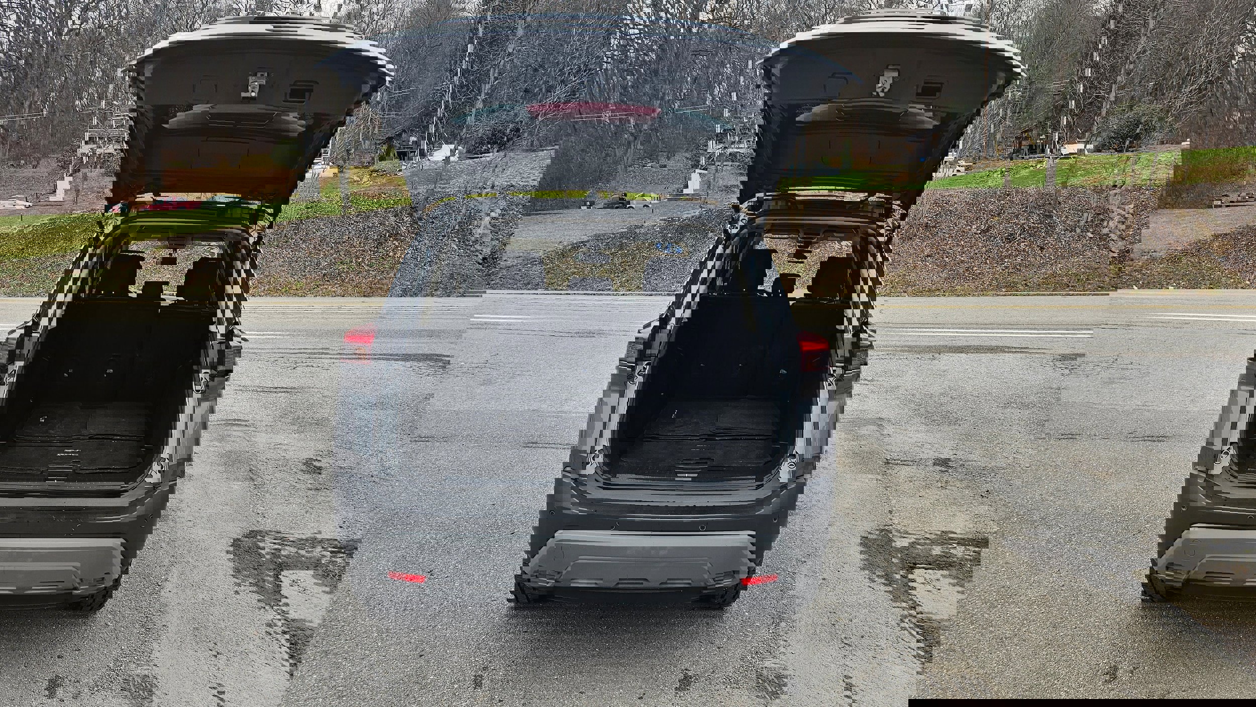 Used 2023 Nissan Rogue SV image 15