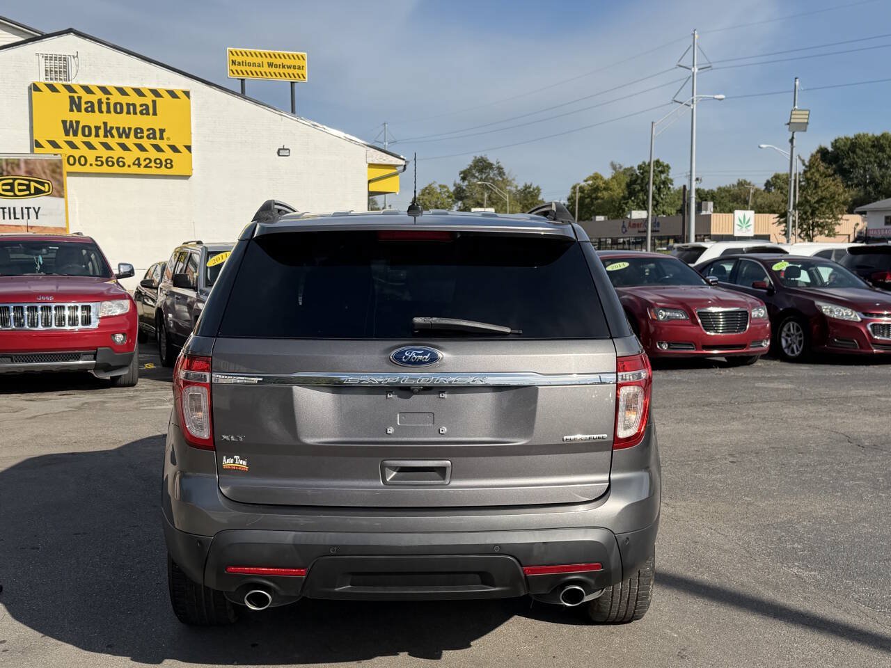 Used 2013 Ford Explorer XLT FWD image 4