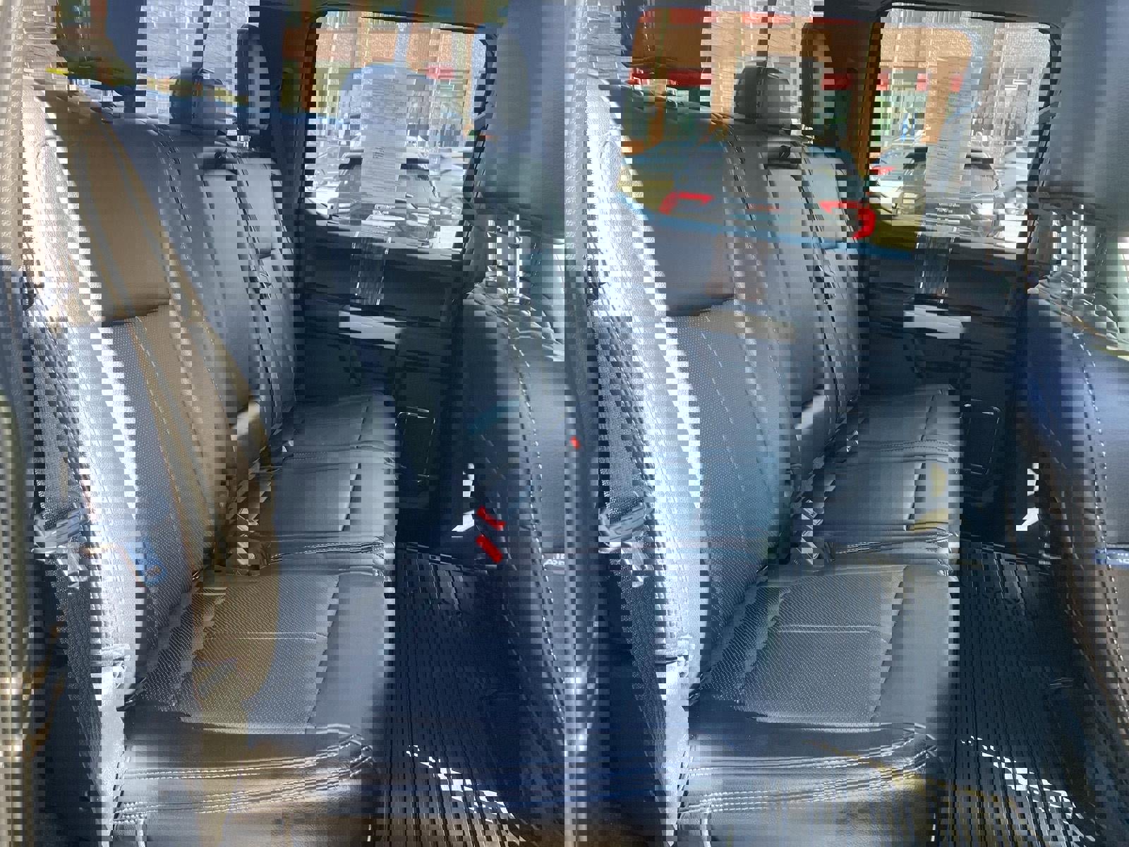 Used 2020 Ford F150 Lariat w/ Equipment Group 502A Luxury AWD/4WD image 24