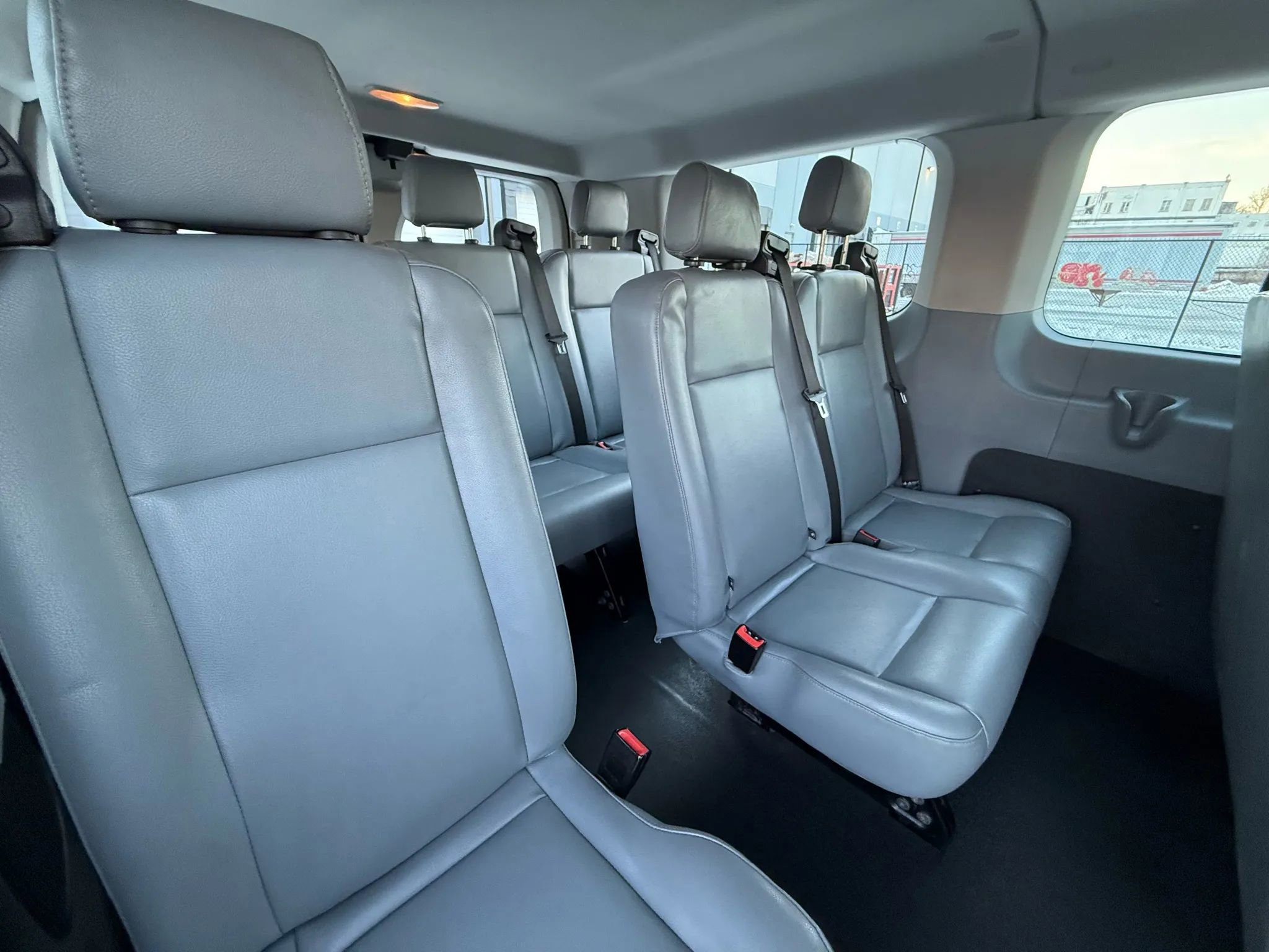 Used 2015 Ford Transit 150 XL image 31