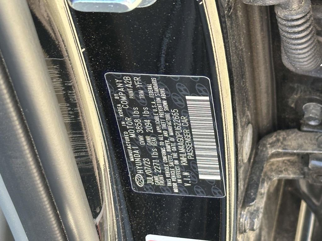 Used 2023 Hyundai Elantra SEL FWD image 15