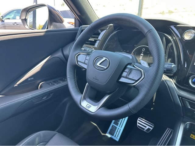 New 2026 Lexus TX 500h AWD image 38