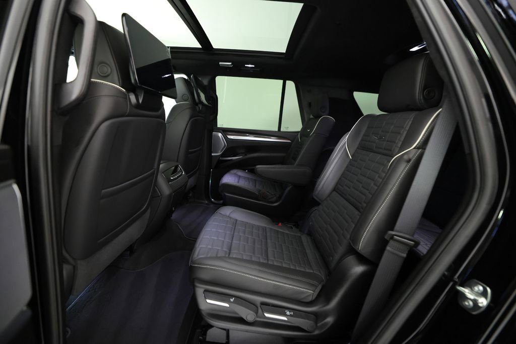 Used 2026 Cadillac Escalade V image 16