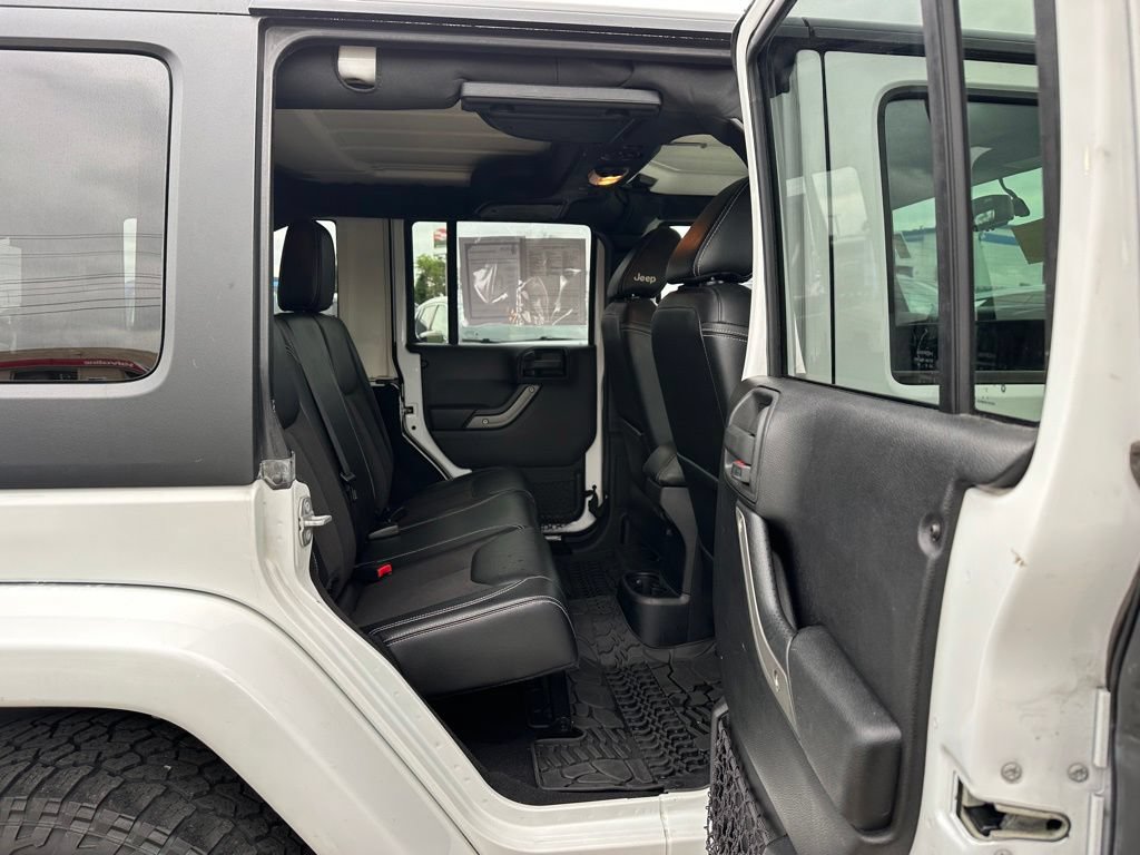 Used 2016 Jeep Wrangler Unlimited Sport AWD/4WD image 9
