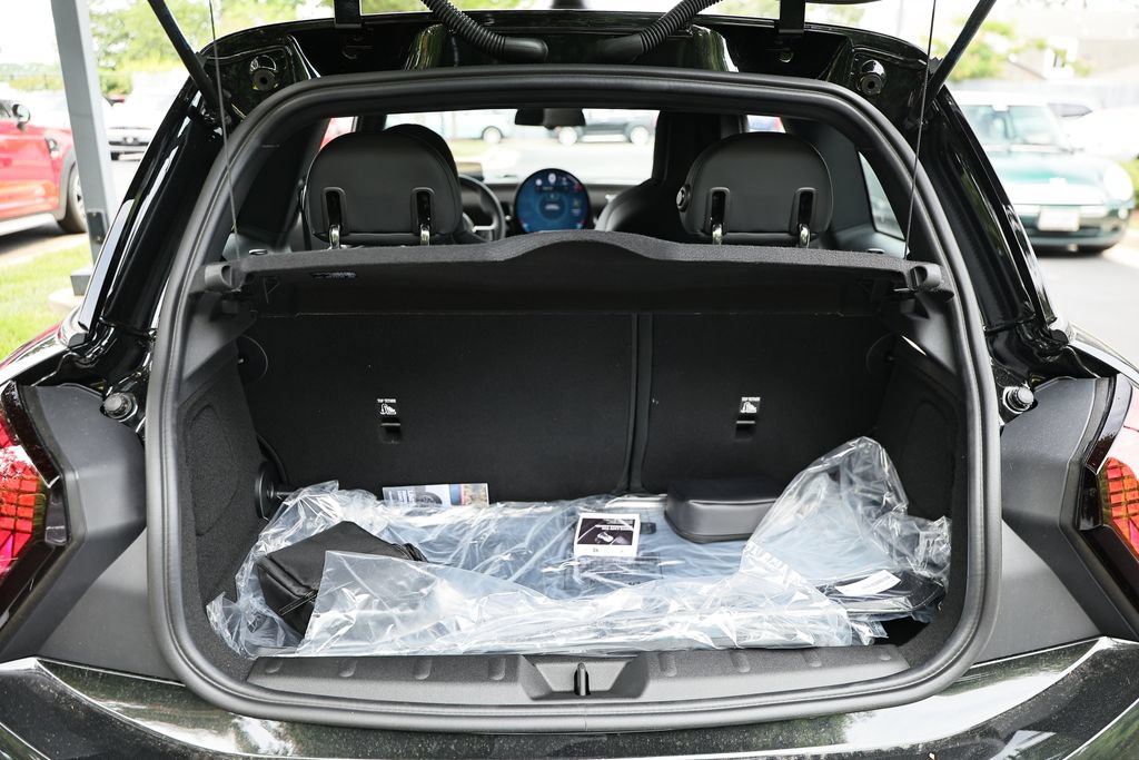 New 2026 MINI Cooper S FWD image 28