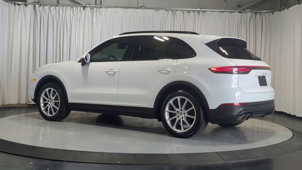 Used 2019 Porsche Cayenne S AWD/4WD image 7