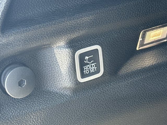 Certified 2021 Jeep Grand Cherokee L Limited w/ Luxury Tech Group II AWD/4WD image 25