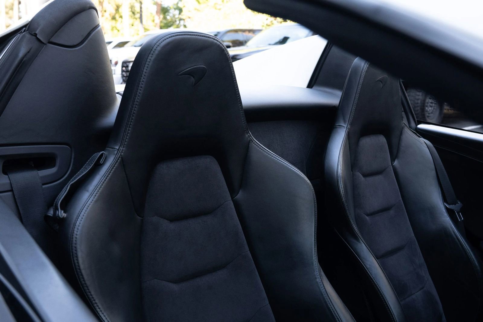 Used 2013 McLaren MP4-12C Spider image 27