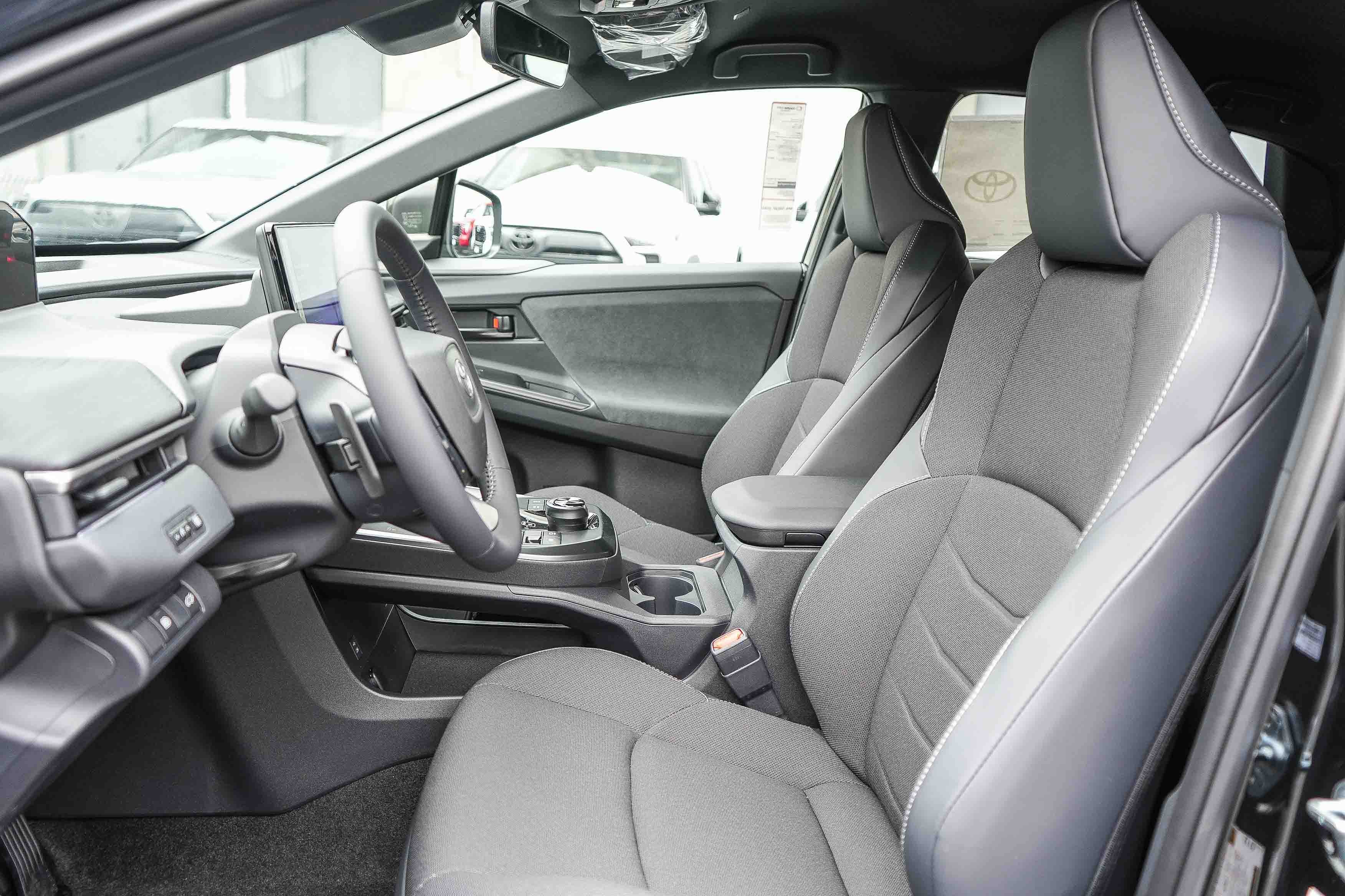 New 2026 Toyota C-HR AWD/4WD image 20