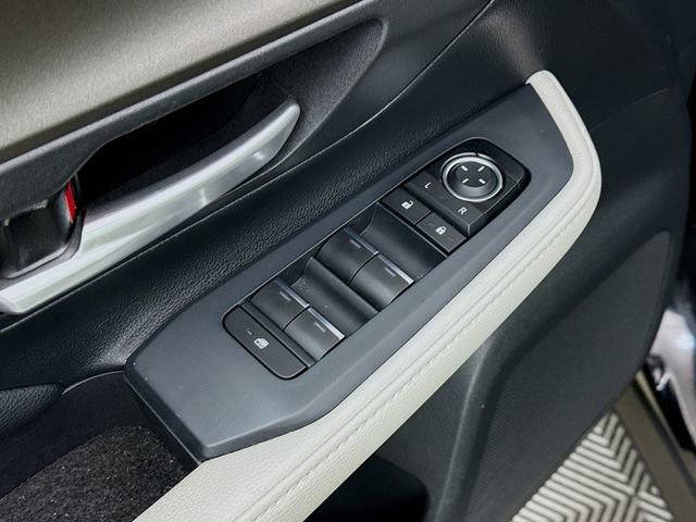 Used 2024 Toyota Grand Highlander FWD image 18