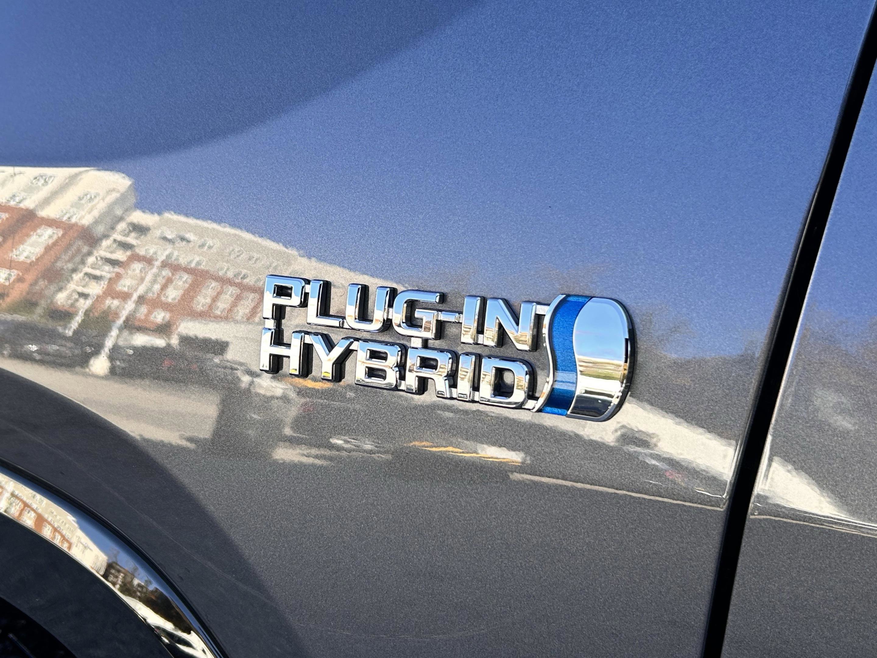 Used 2021 Toyota RAV4 XSE image 30