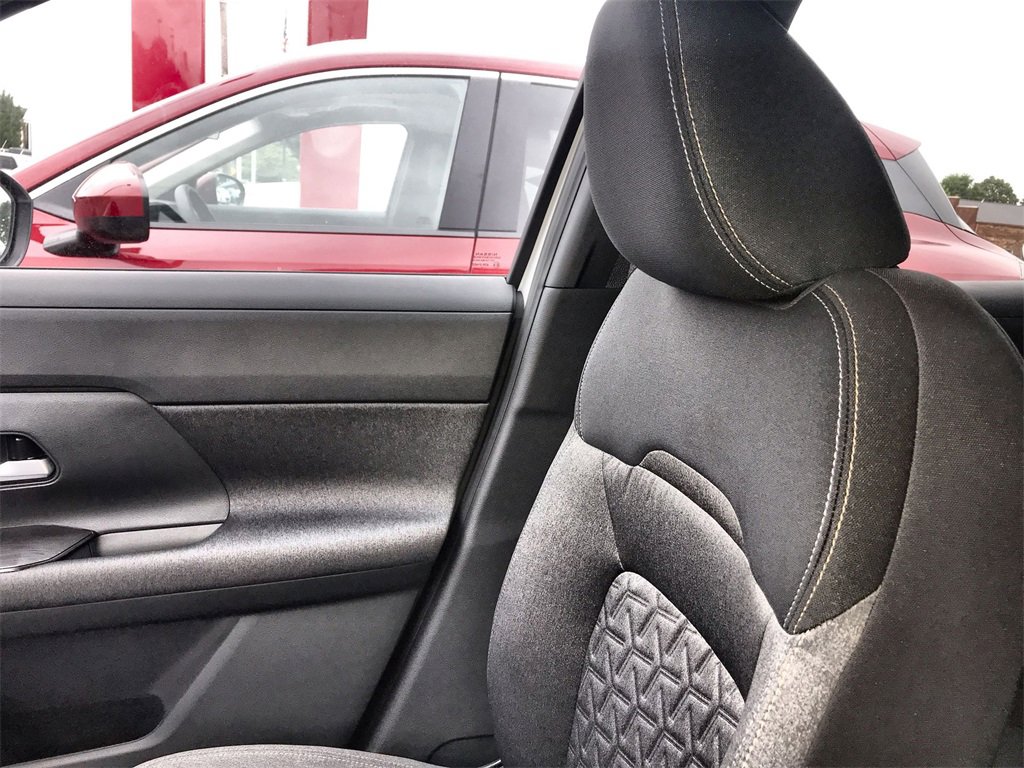 New 2025 Nissan Kicks SV w/ SV Premium Package image 23