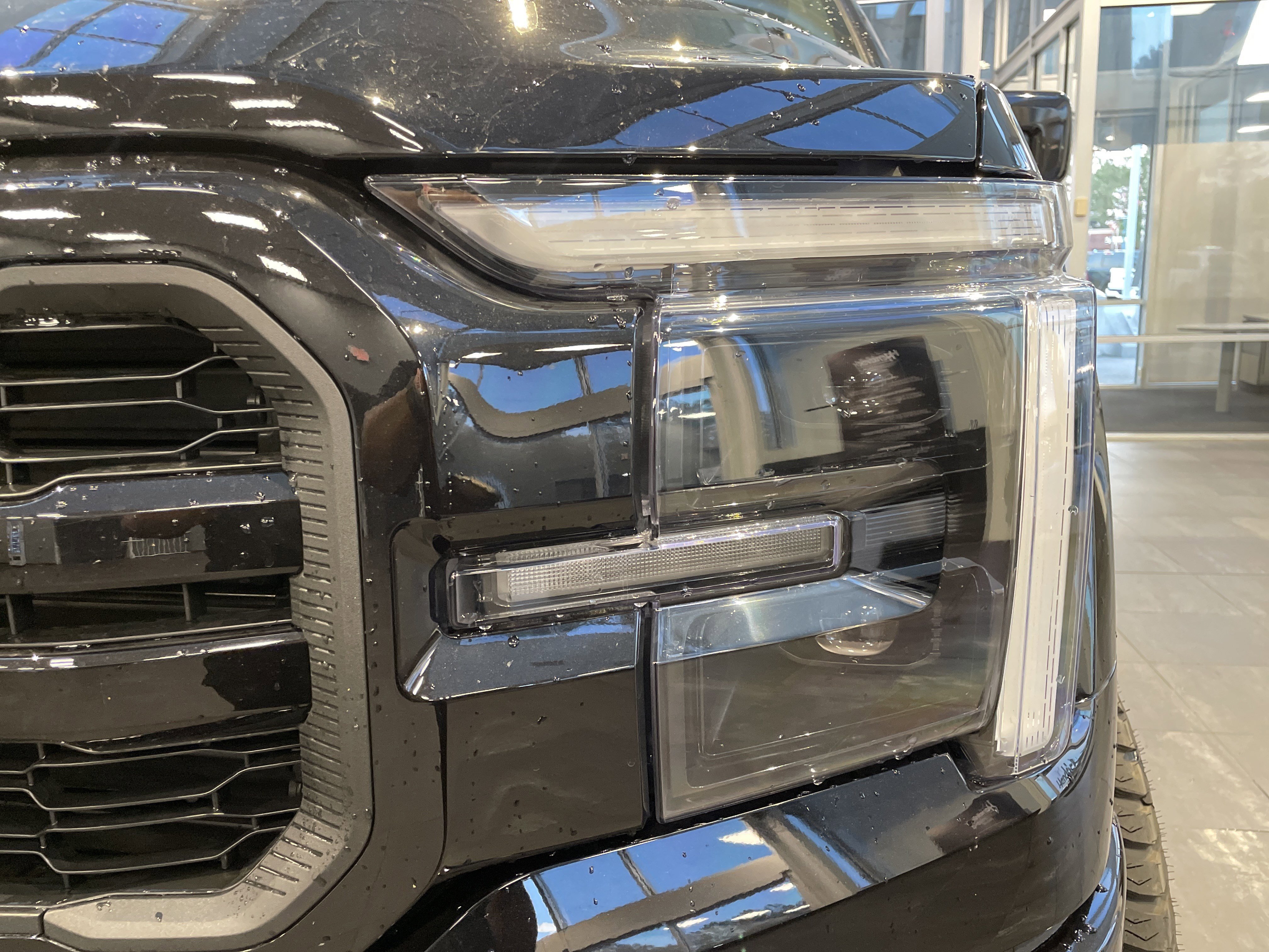 Used 2026 Ford F150 Lariat AWD/4WD image 5