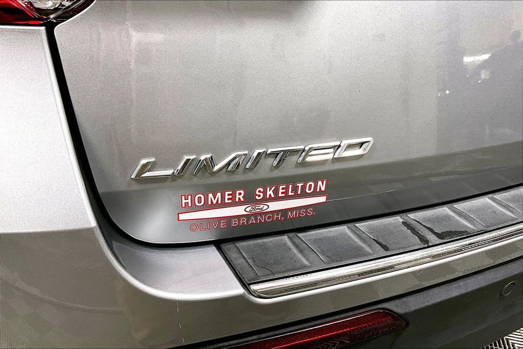 Used 2021 Ford Explorer Limited w/ Equipment Group 301A image 14