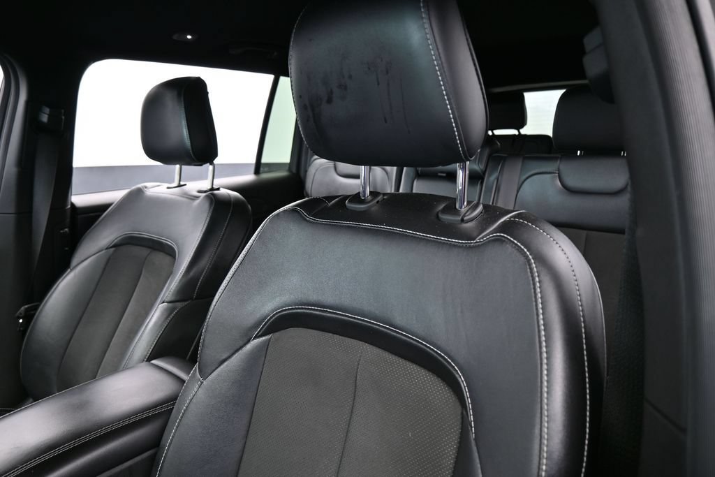 Used 2022 Jeep Grand Cherokee L Laredo RWD image 18