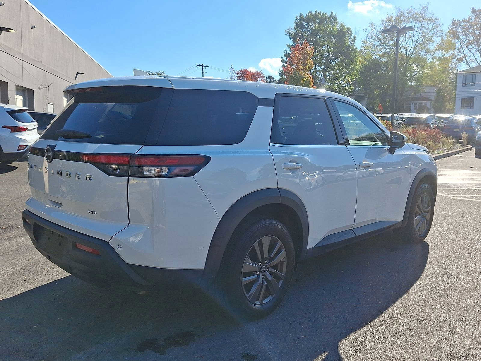 Used 2022 Nissan Pathfinder S w/ Cargo Package image 22