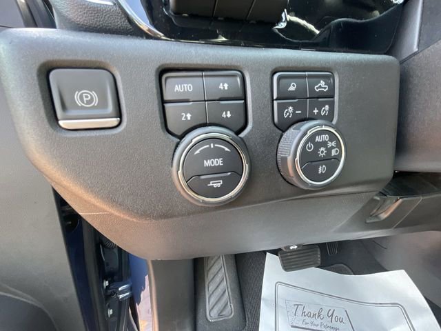 Used 2024 Chevrolet Silverado 2500 High Country w/ High Country Premium Package AWD/4WD image 10