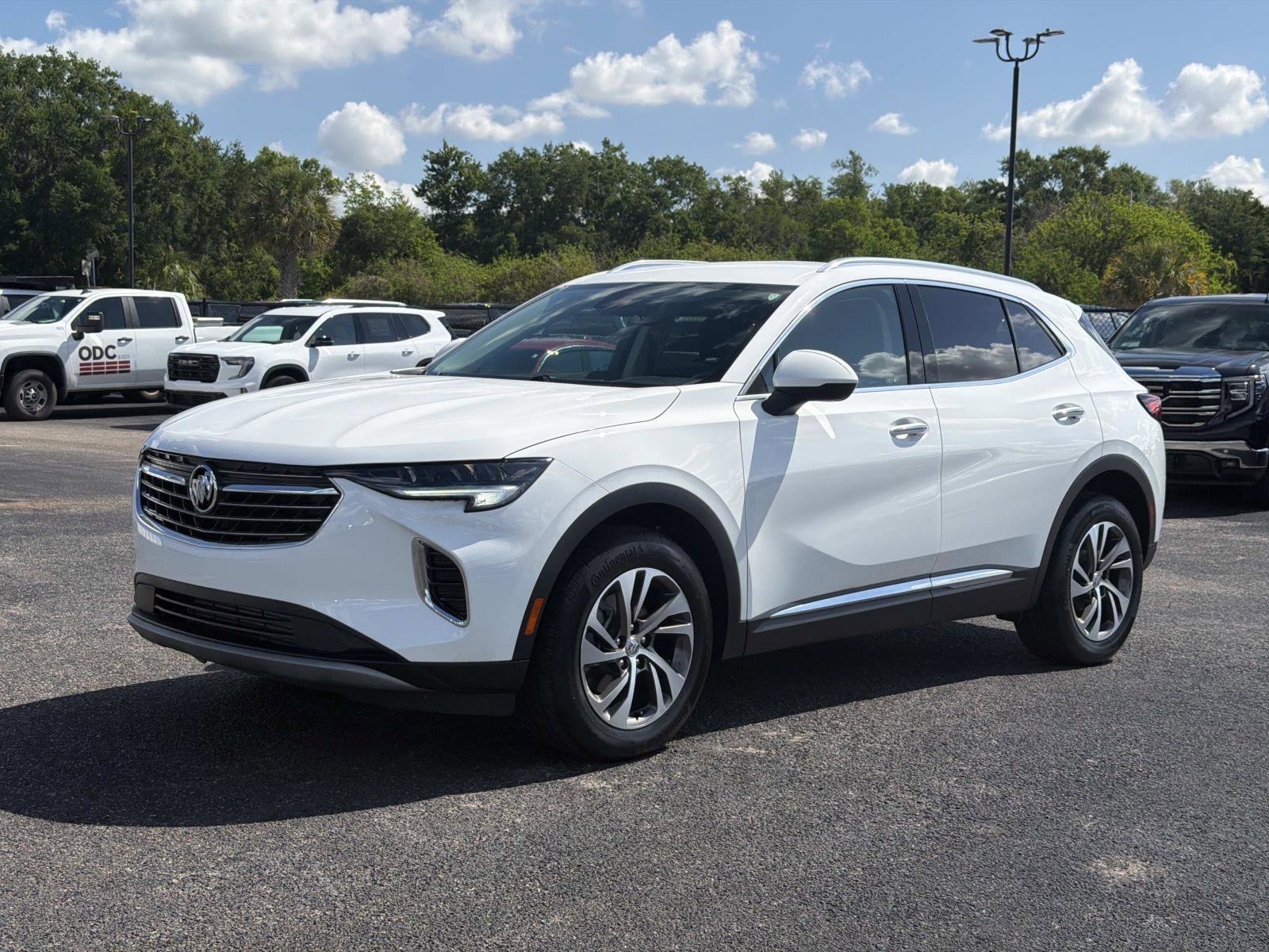 Used 2023 Buick Envision Essence image 7