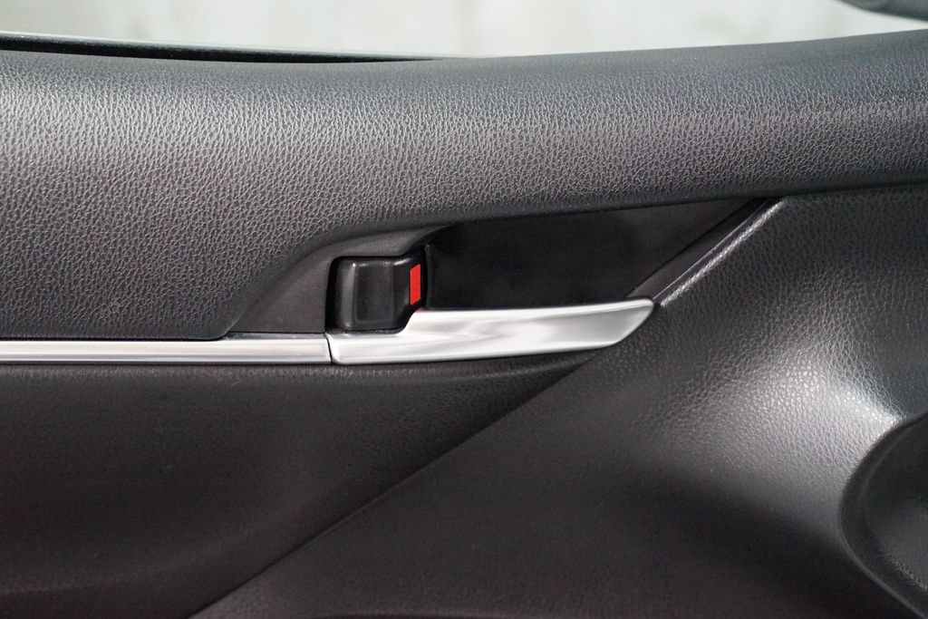 Certified 2024 Toyota Camry SE FWD image 30