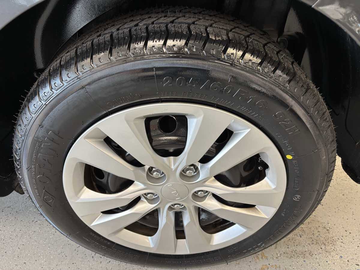 Used 2022 Kia Soul LX FWD image 26