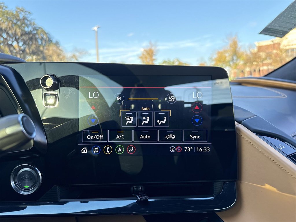 Used 2023 Chevrolet Corvette Stingray Premium Conv w/ Z51 Performance Package image 20