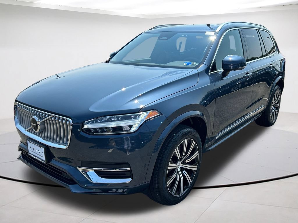 Certified 2024 Volvo XC90 B6 Plus AWD/4WD image 1