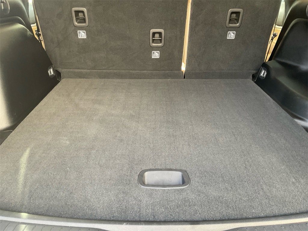 Used 2022 Jeep Grand Cherokee Limited image 13