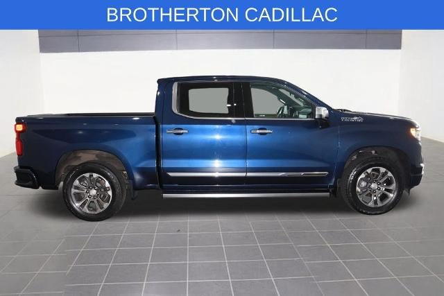 Used 2022 Chevrolet Silverado 1500 High Country w/ Technology Package AWD/4WD image 9
