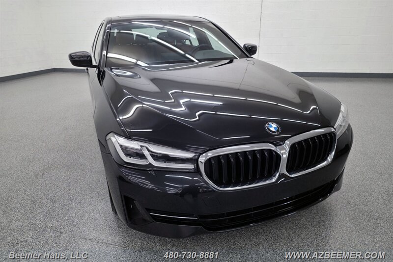 Used 2023 BMW 530i w/ Convenience Package RWD image 11
