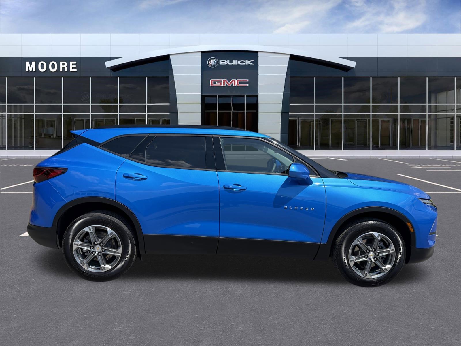 Used 2024 Chevrolet Blazer LT w/ Convenience Package FWD image 2