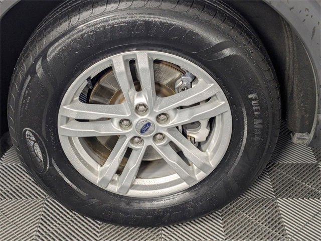 Used 2021 Ford Explorer XLT w/ Equipment Group 202A image 8