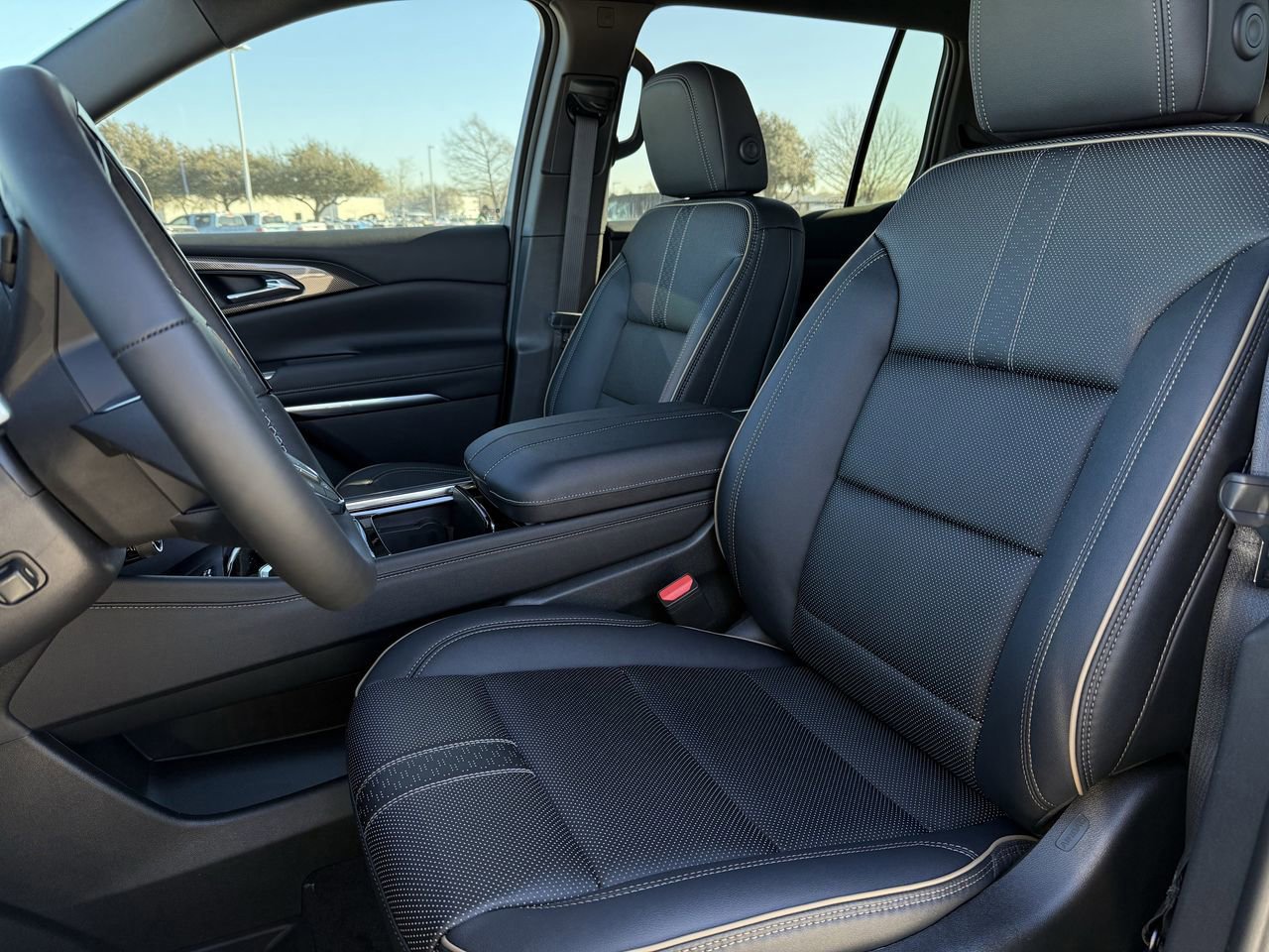 New 2026 Chevrolet Traverse High Country image 23