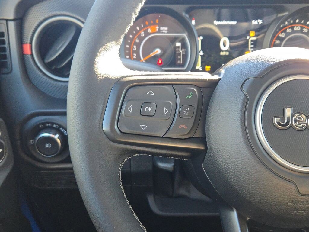 New 2025 Jeep Wrangler Rubicon w/ Xtreme 35 Tire Package image 27