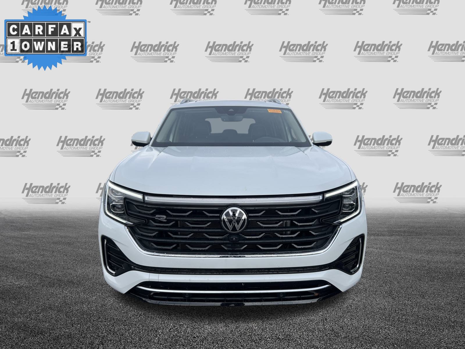 Used 2024 Volkswagen Atlas SEL Premium R-Line image 3