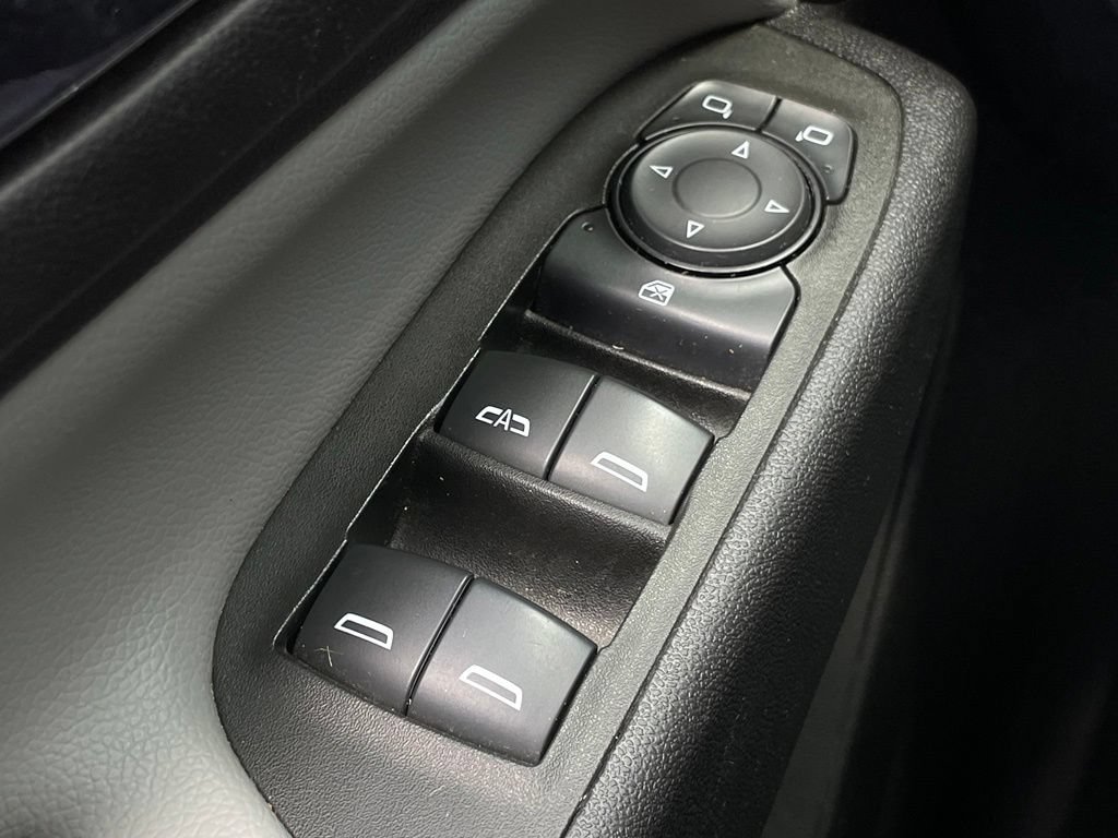 Used 2023 Chevrolet Equinox LT AWD/4WD image 12