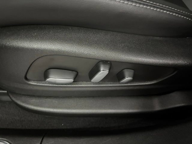 Used 2023 Cadillac XT5 Premium Luxury AWD/4WD image 9