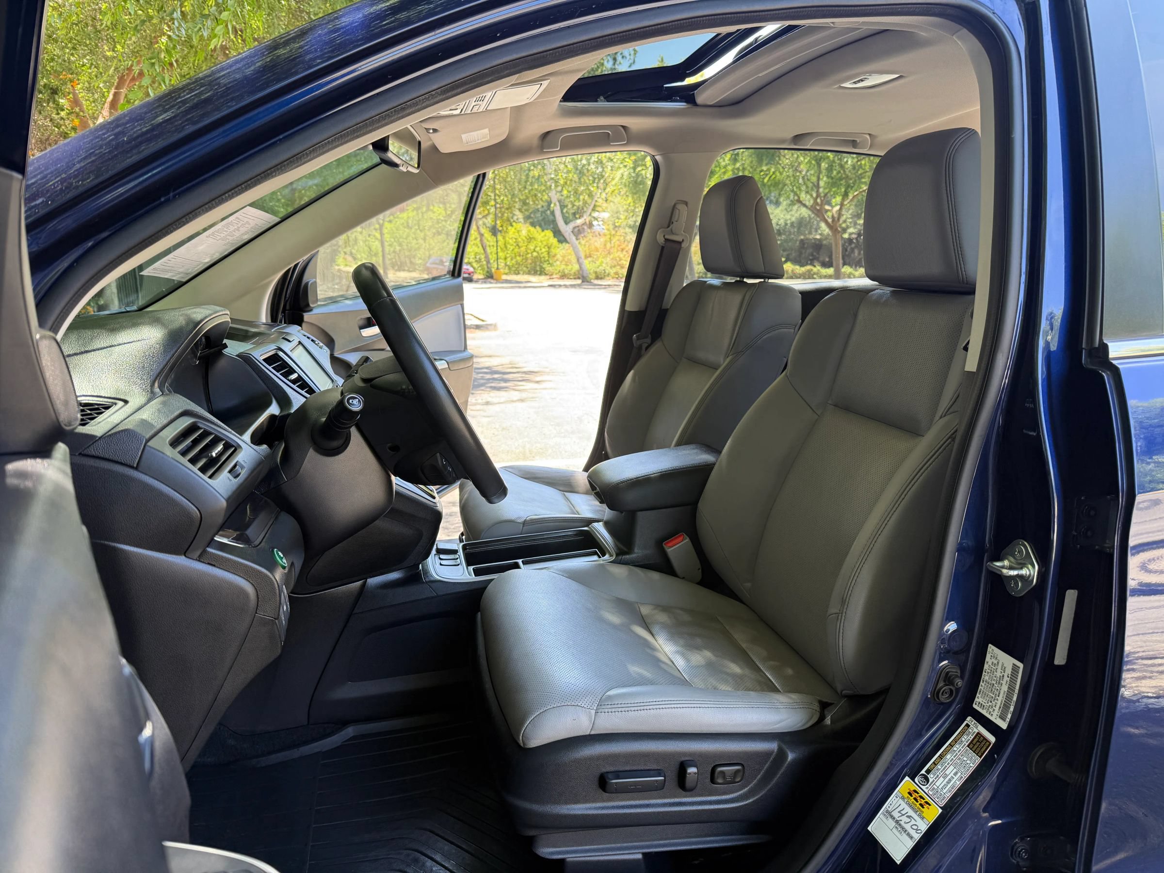 Used 2015 Honda CR-V Touring image 9