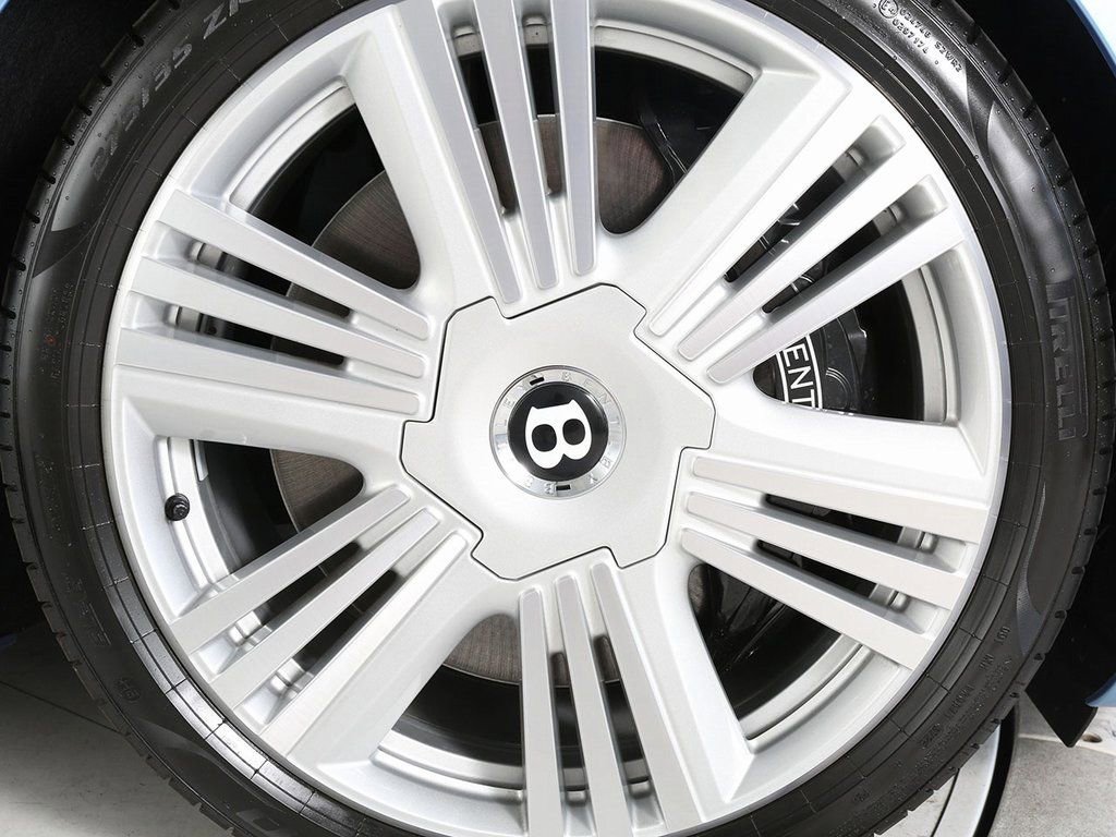 New 2026 Bentley Continental GTC AWD/4WD image 6