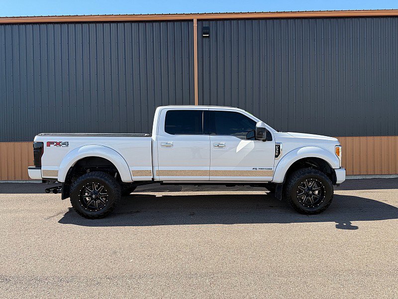 Used 2018 Ford F350 Platinum w/ Platinum Ultimate Package AWD/4WD image 3