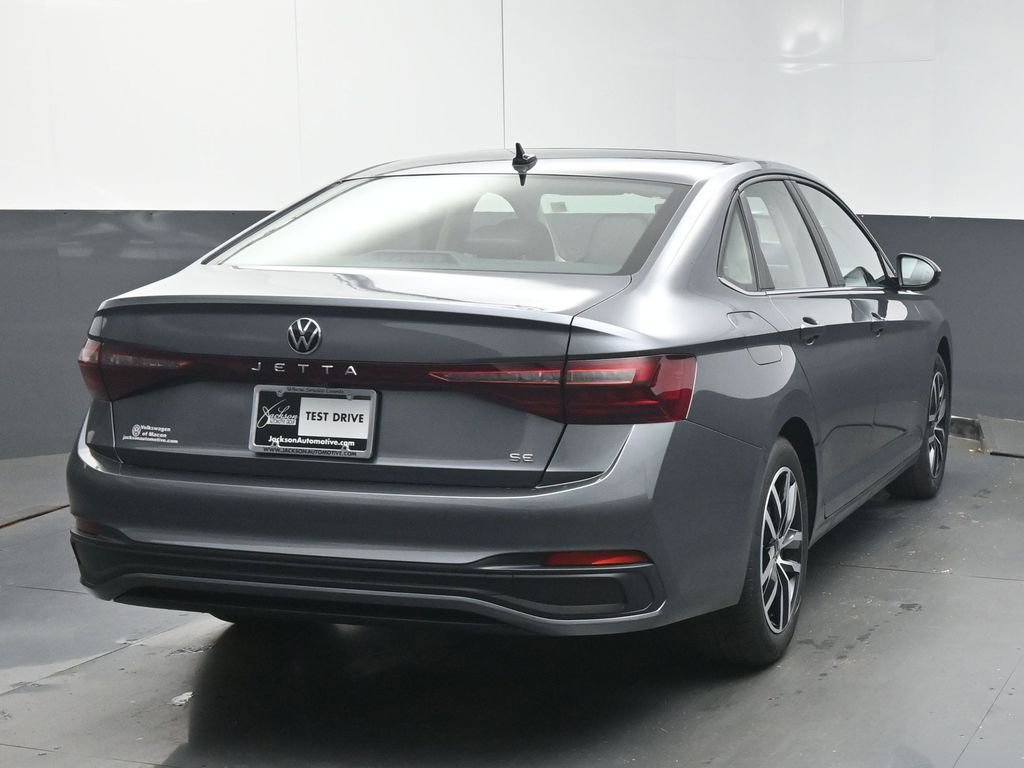New 2026 Volkswagen Jetta SE FWD image 7