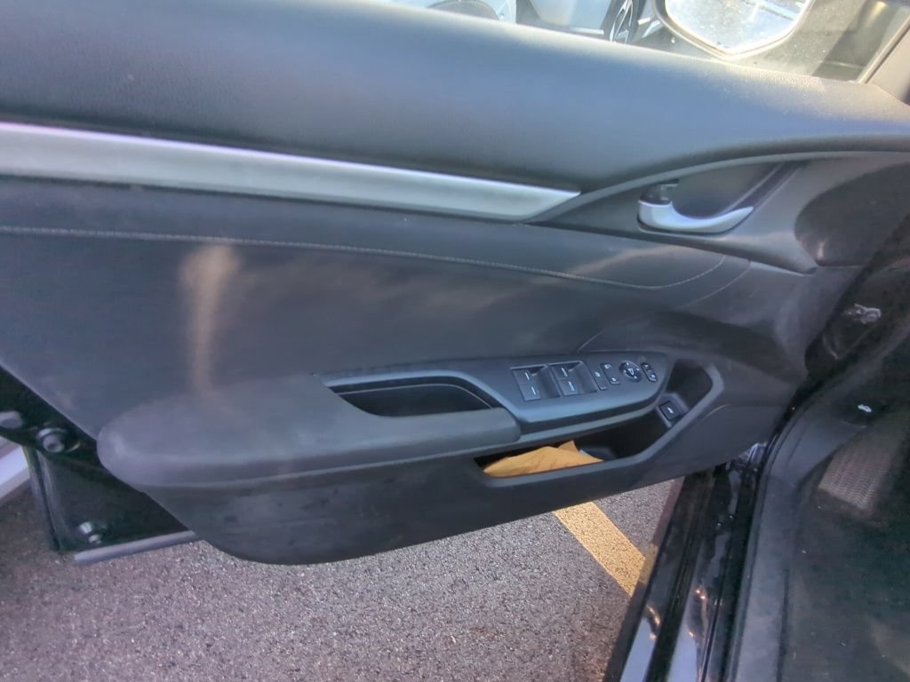 Used 2016 Honda Civic EX image 8