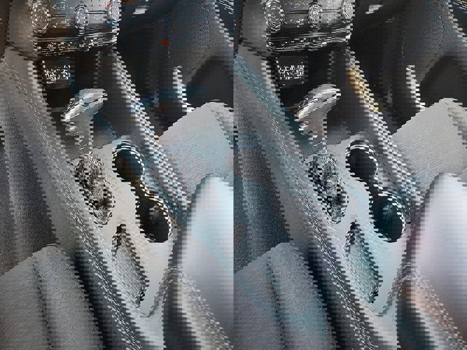 Used 2023 Dodge Durango SXT image 15