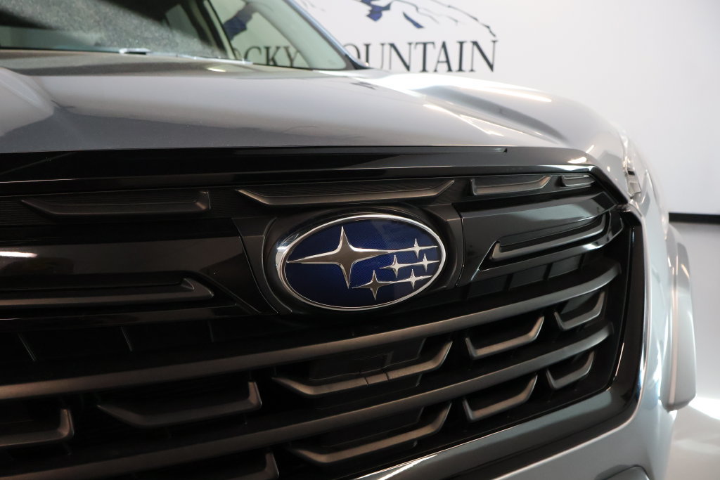 Used 2023 Subaru Forester Premium AWD/4WD image 10