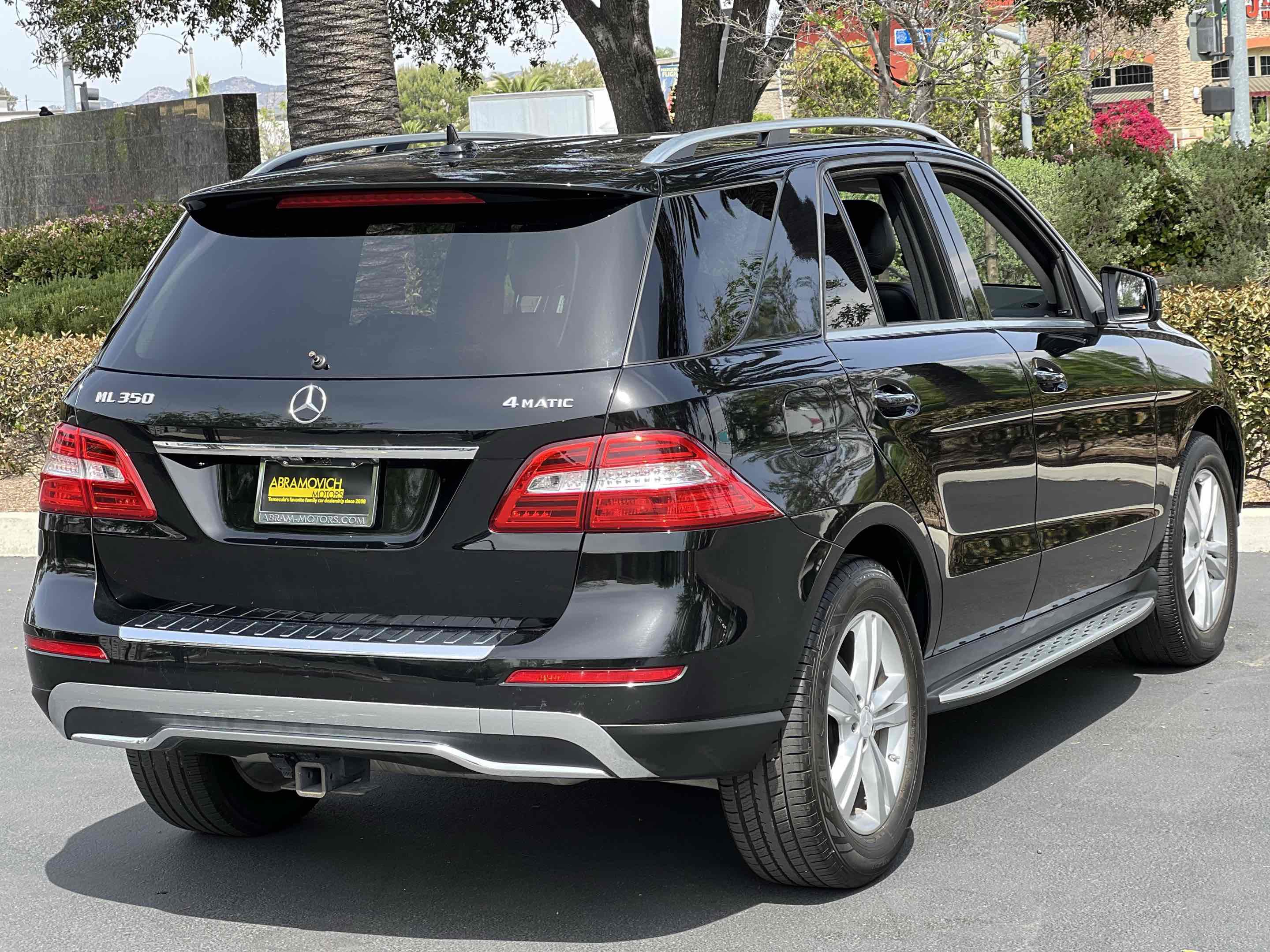 Used 2015 Mercedes-Benz ML 350 4MATIC w/ Premium 1 Package image 16
