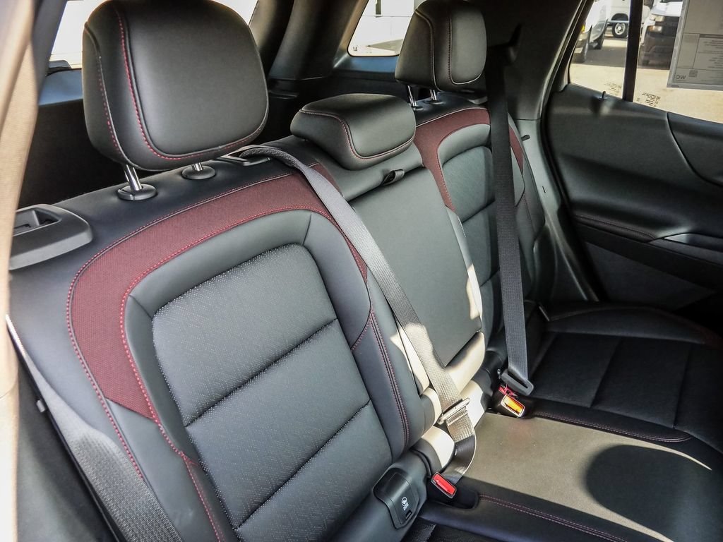 New 2027 Chevrolet Equinox RS w/ Safety and Technology Package FWD image 26