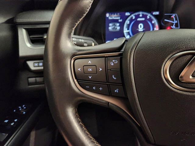 Used 2019 Lexus UX 200 FWD image 28