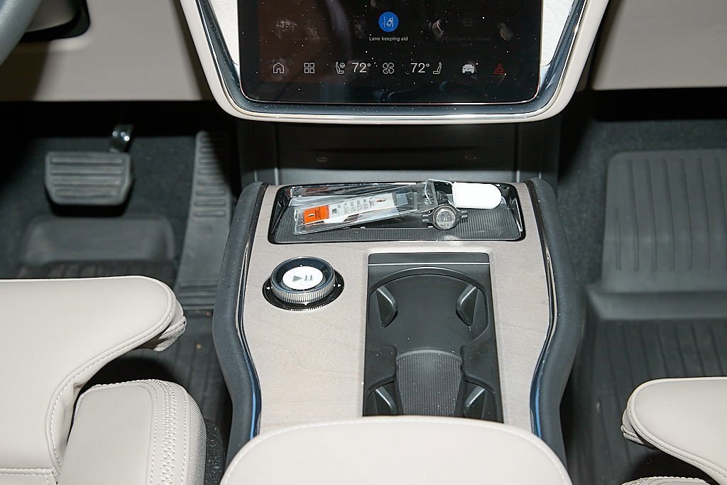 New 2025 Volvo EX90 Ultra image 27