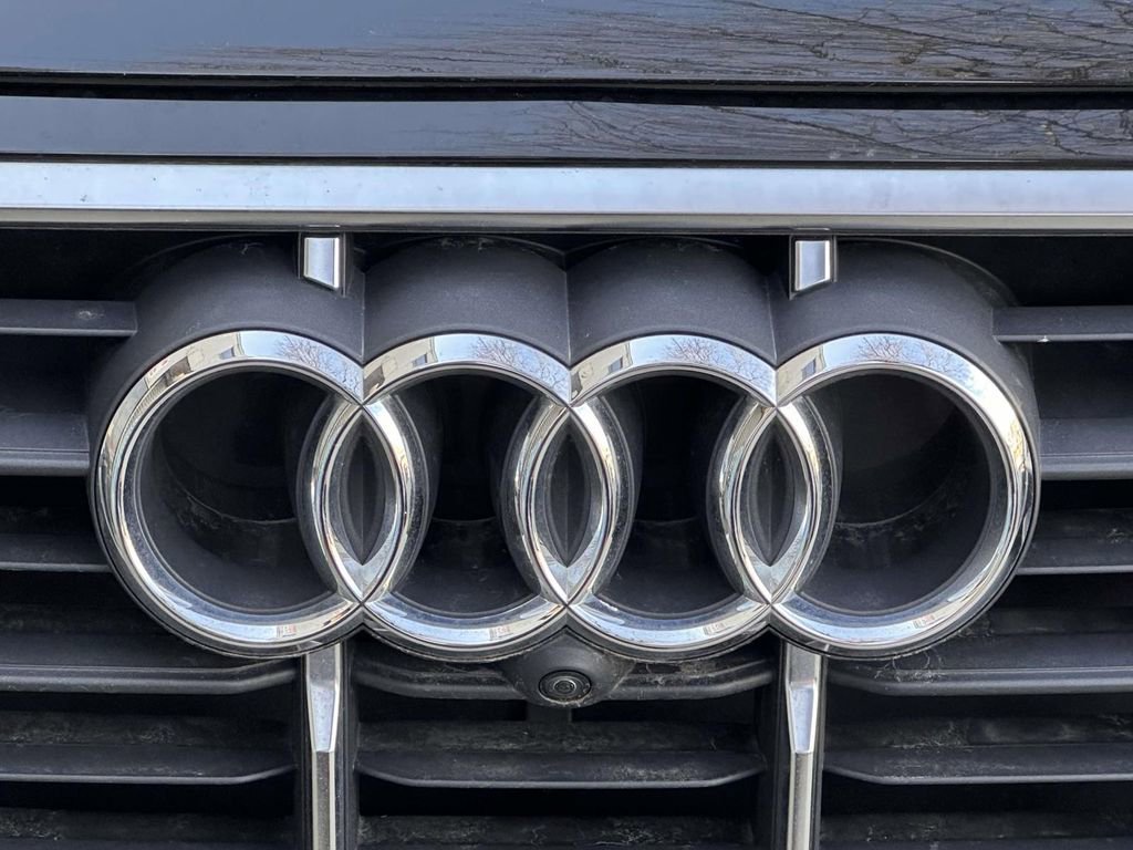 Used 2023 Audi Q7 2.0T Premium w/ Convenience Package image 6