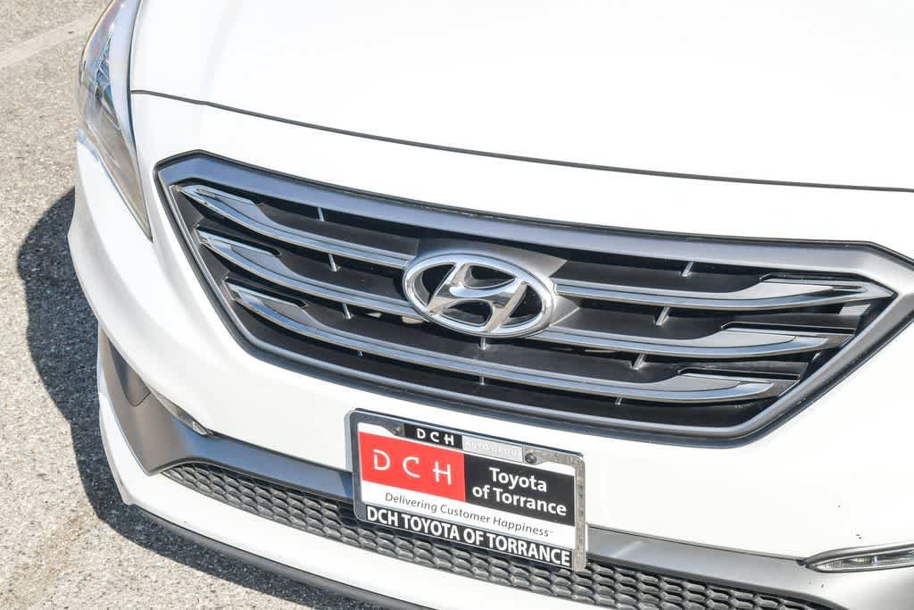 Used 2017 Hyundai Sonata Sport w/ Value Edition Package 02 FWD image 5