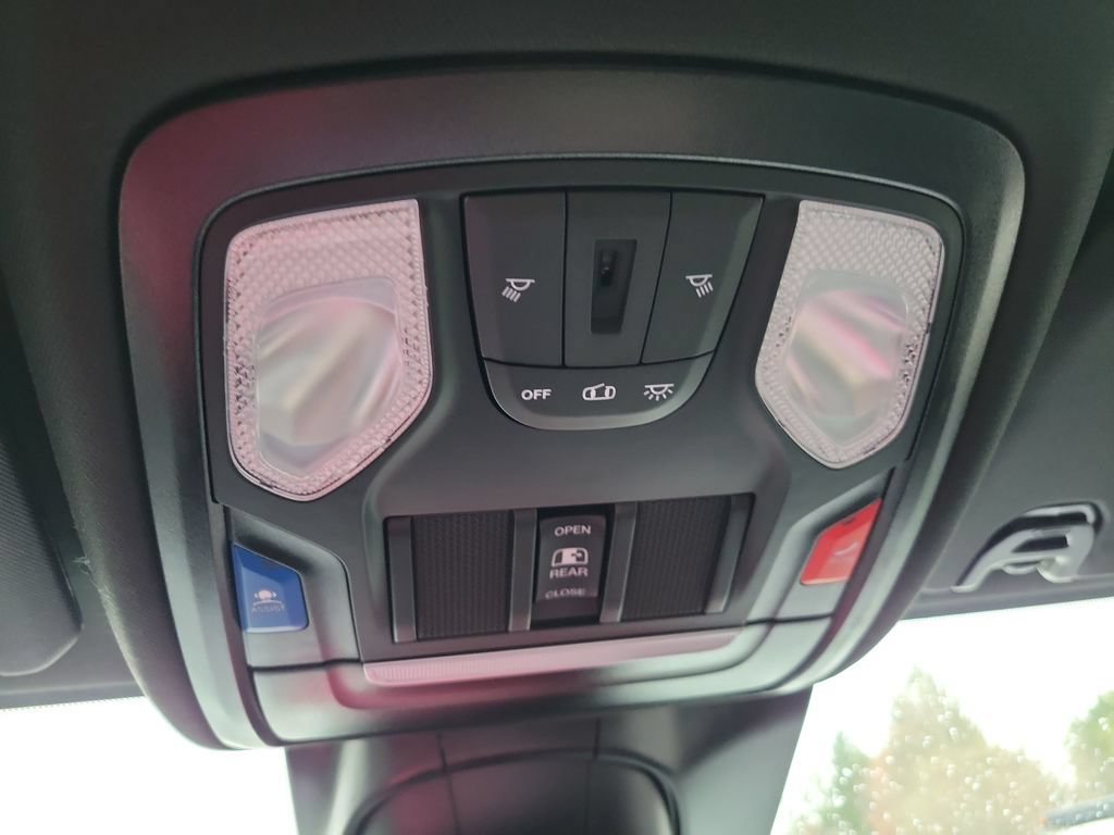 New 2024 RAM 2500 Tradesman w/ Safety Group AWD/4WD image 20